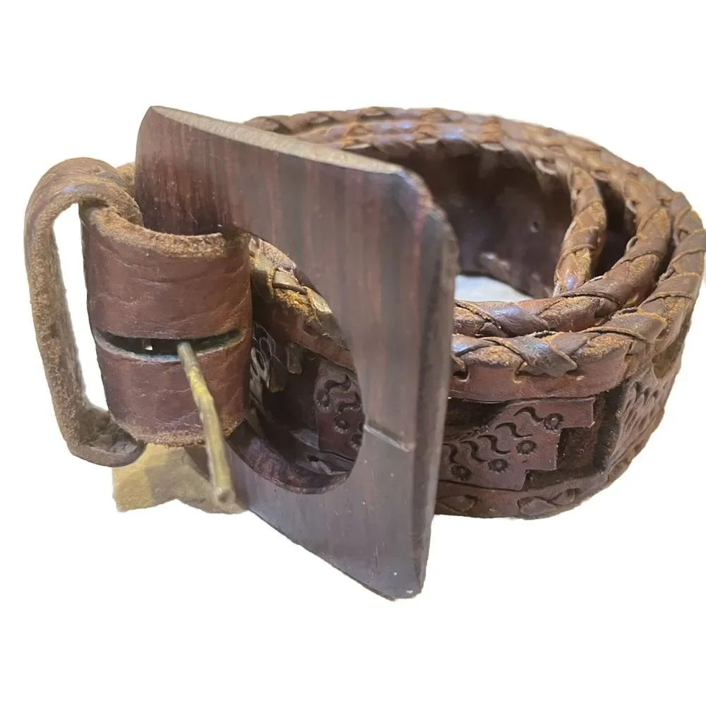 Vintage Hand Tooled Crafted Carved Mexican Western Leather‎ Belt Woman's Small